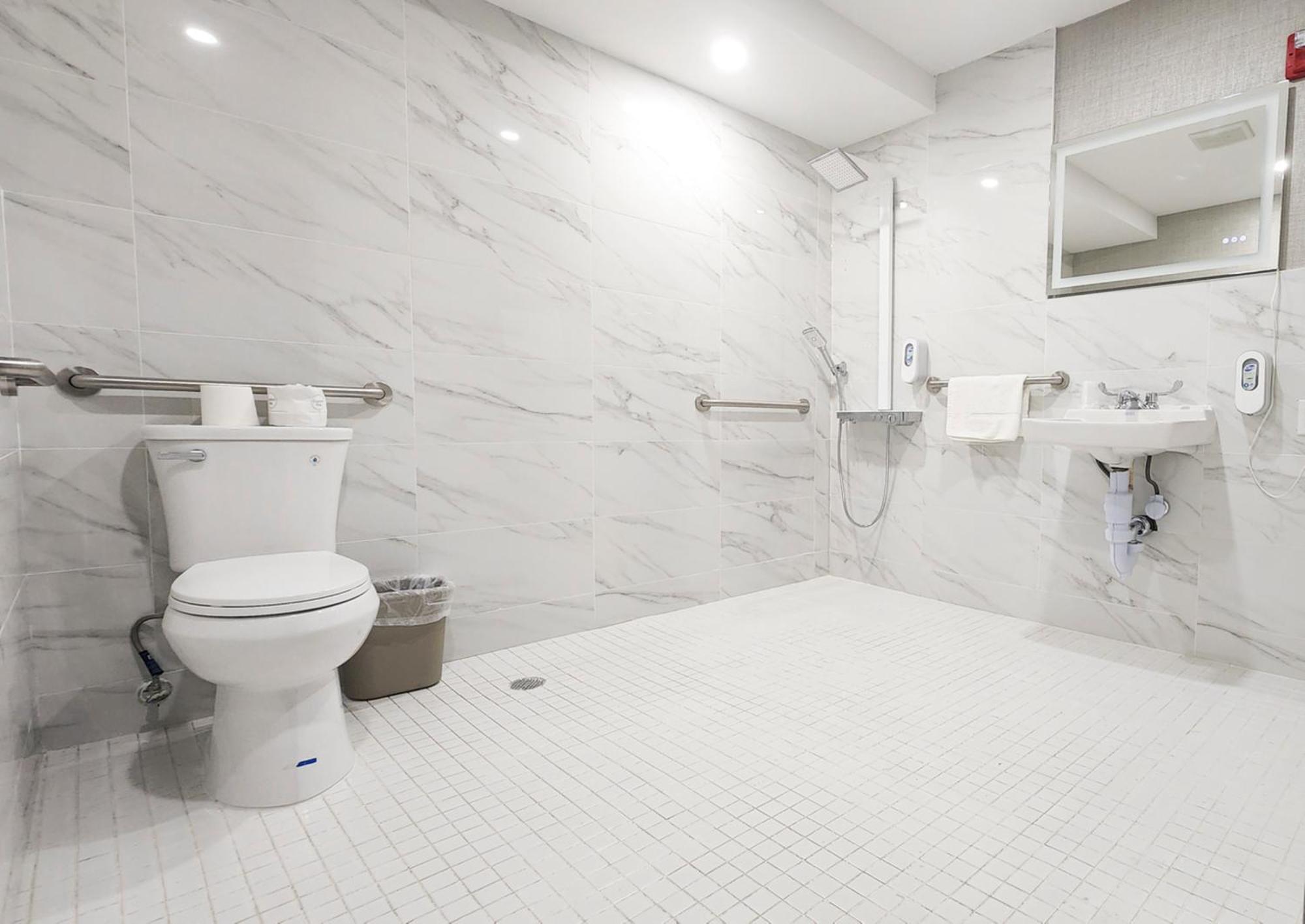 Hotel Fuego Bronx Brand New Yankee Stadium New York Bagian luar foto